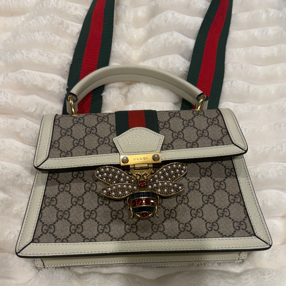 Gucci Beige and Cream Satchel with Bee Accent